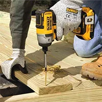 Nghiên cứu Mặt Trăng, nhân loại đã "vô tình" làm ra những thứ này