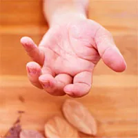 Mách bạn cách chữa run tay khi hồi hộp không cần dùng thuốc