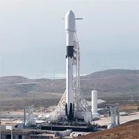 SpaceX dự định phóng 42.000 vệ tinh lên không gian
