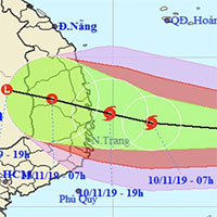 Bão Nakri tiến gần Quảng Ngãi - Khánh Hòa, miền Trung mưa lớn