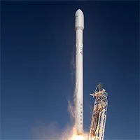 Tàu không gian SpaceX chở lửa và chuột lên Trạm Vũ trụ Quốc tế
