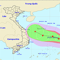 Bão Phanfone giật cấp 14 đang hướng vào miền Trung