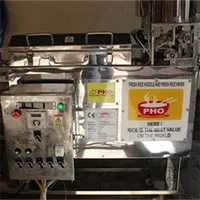Thầy giáo chế tạo máy làm bún phở "thần diệu", xuất khẩu ra nước ngoài