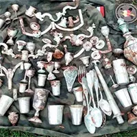 "Kho báu" từ thời Thế chiến II bất ngờ được tìm thấy ở lâu đài cổ tại Ba Lan