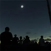 Điều gì sẽ xảy ra với Trái đất nếu hiện tượng nhật thực toàn phần diễn ra hàng ngày?