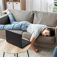 Không làm gì nhưng ngày nào cũng thấy mệt: Có thể bạn đã mắc "hội chứng mãn tính" của hàng triệu người mà không hay biết