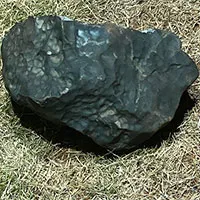 Mưa thiên thạch hàng tỉ năm tuổi rơi xuống thị trấn Brazil, người dân đổi đời sau một đêm