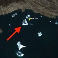 Hình ảnh nghi là tàu của người ngoài hành tinh ngoài khơi bờ biển Greenland