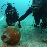 Phát hiện "kho báu" thời đồ đồng dưới đáy biển