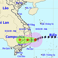 Bão Etau mạnh lên, bốn tỉnh sơ tán dân