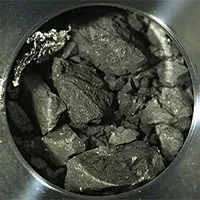 Cận cảnh mẫu đá đen như than từ tiểu hành tinh 4,6 tỷ năm tuổi