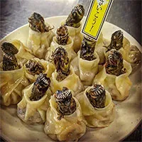Bánh bao "người ngoài hành tinh", món ăn nhìn thôi đã thấy sợ