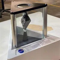 NASA cho Nhà Trắng mượn đá Mặt trăng 3,9 tỷ năm tuổi