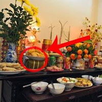 9 điều tuyệt đối phải kiêng kỵ trên bàn thờ ngày Tết kẻo mất lộc