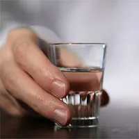 Rượu có thể rút ngắn tuổi thọ của bạn 28 năm