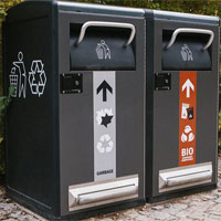 Thùng rác thông minh chạy bằng năng lượng mặt trời