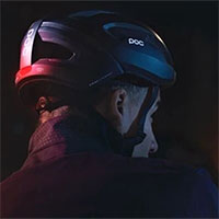 Mũ bảo hiểm thông minh tự bật đèn khi trời tối