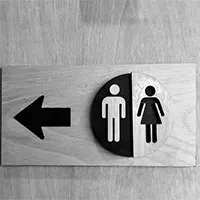 Tại sao chúng ta lại... muốn đi tiểu khi đứng gần phòng vệ sinh?