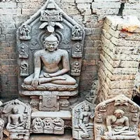 Khai quật hàng chục pho tượng Phật nghìn năm tuổi