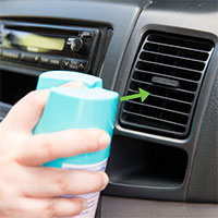4 mẹo khử mùi xe ô tô đơn giản, nhanh chóng