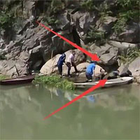 Hang động bí ẩn 