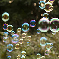 Tại sao bong bóng xà phòng có màu cầu vồng?