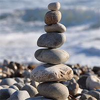 Tại sao con người lại thích xếp chồng những cột đá trong tự nhiên?