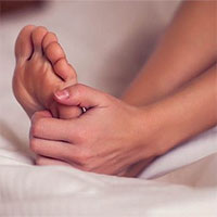 Nguyên nhân gây đau nhức chân sau khi ngủ dậy