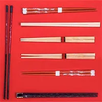 Vì sao người châu Á lại ăn bằng đũa?