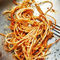 Đĩa mỳ trong tủ lạnh: Đứa trẻ chết thảm vì thói quen ăn uống nguy hiểm mà nhiều gia đình mắc phải