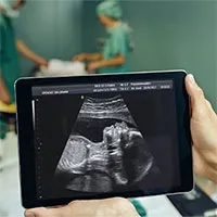 Phẫu thuật nứt đốt sống cho thai nhi trong bụng mẹ