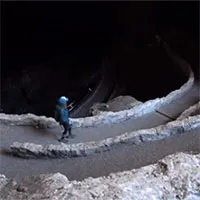 Con đường sâu bằng tòa nhà 75 tầng được mệnh danh "đường tới địa ngục"