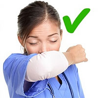 7 việc cần làm khi bị sốt, ho, đau họng, khó thở