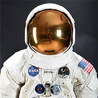 NASA kỳ công thiết kế bộ đồ phi hành gia mới, gồm 16 lớp, mất 4 tiếng để mặc