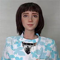 Ra mắt robot y tá mới, là "em gái" của người máy Sophia