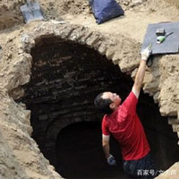 Lăng mộ tỏa hương thơm êm dịu khiến đoàn khảo cổ ngỡ ngàng