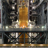 Hình ảnh đầu tiên về siêu tên lửa SLS của NASA sau khi hoàn thiện