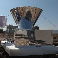 Chế tạo thành công hệ thống thu thập nước từ hơi ẩm hoạt động 24/7, phơi nắng gắt cũng ra nước