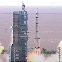 Thêm một tên lửa Trung Quốc rơi tự do xuống Trái đất