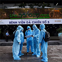 Bệnh viện dã chiến ở Thuận Kiều Plaza trước giờ đón F0