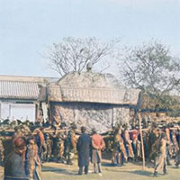 Tại sao Từ Hi Thái Hậu qua đời tận một năm sau mới được chôn cất?