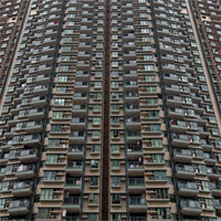 Vì sao nhìn tòa nhà cao tầng khiến một số người cảm thấy đau đầu?