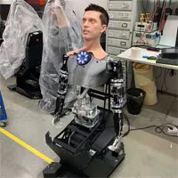 Rợn tóc gáy với robot "quá giống người" Cyborg Terminator của Nga: Có thể biến thành bất cứ người nào