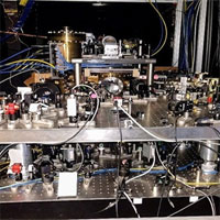 Đồng hồ chỉ lệch một giây sau 15 tỷ năm nhận giải thưởng 3 triệu USD