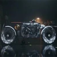 Môtô điện thám hiểm Mặt trăng vận tốc 15km/h