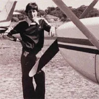 Cái chết kỳ lạ của Frederick Valentich do bị UFO "bắt cóc" hay dàn dựng?