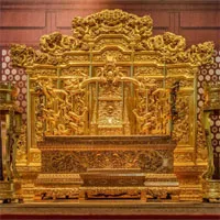 Ghế rồng trong Tử Cấm Thành: Cho tiền, chuyên gia cũng không dám chạm tay vào!