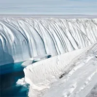 Nơi dự trữ nước ngọt khổng lồ Greenland đang mất 357 tỷ tấn băng mỗi năm