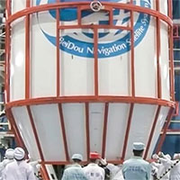 Truyền dữ liệu bằng laser tốc độ 1.000 GB mỗi giây