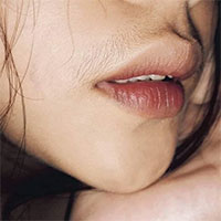 Con gái mắc bệnh phụ khoa thường có 3 triệu chứng nổi quanh miệng, số 2 nhiều người dễ gặp phải